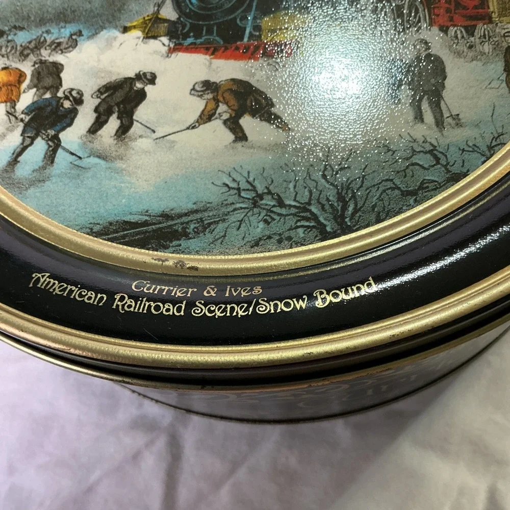 Vintage Currier & Ives Snow Bound Railroad Scene Large Round Cookie Tin 10.5